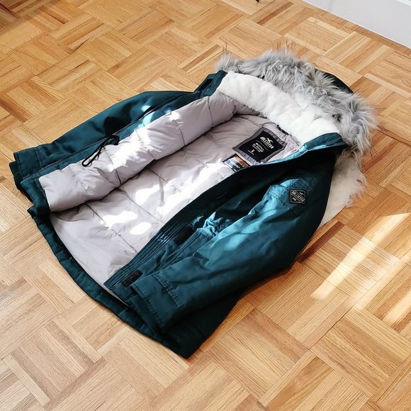 Hollister Green Utility Jacket with Faux Fur Hood - Picture 7 of 12